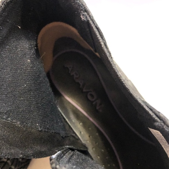 Aravon Kitt Black Leather Bootie Ankle Boot Women Size 8.5 - Picture 11 of 12